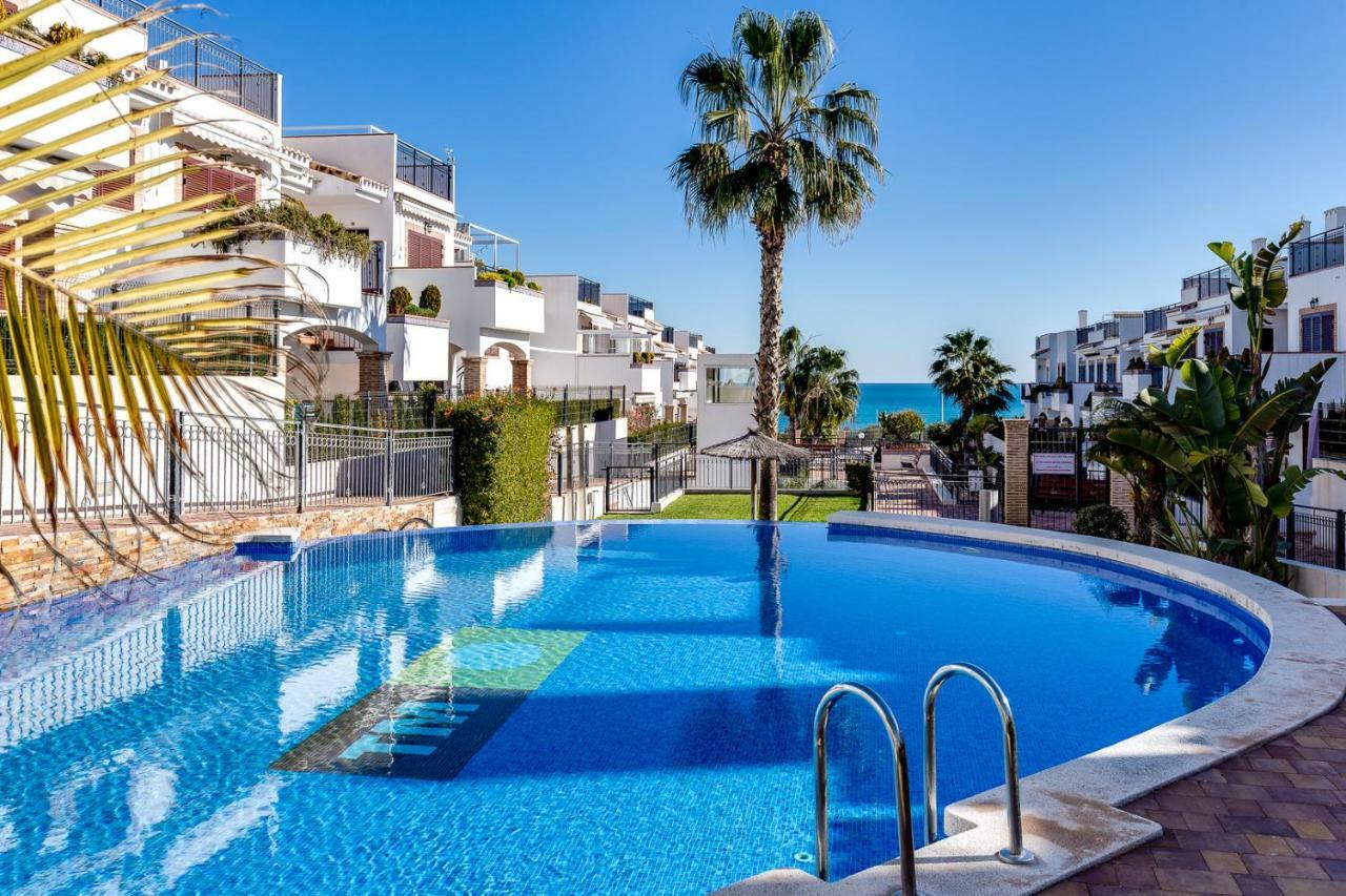 Апартаменты Azul Beach - La Mata Торевьиа Экстерьер фото