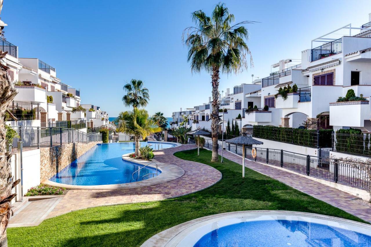 Апартаменты Azul Beach - La Mata Торевьиа Экстерьер фото