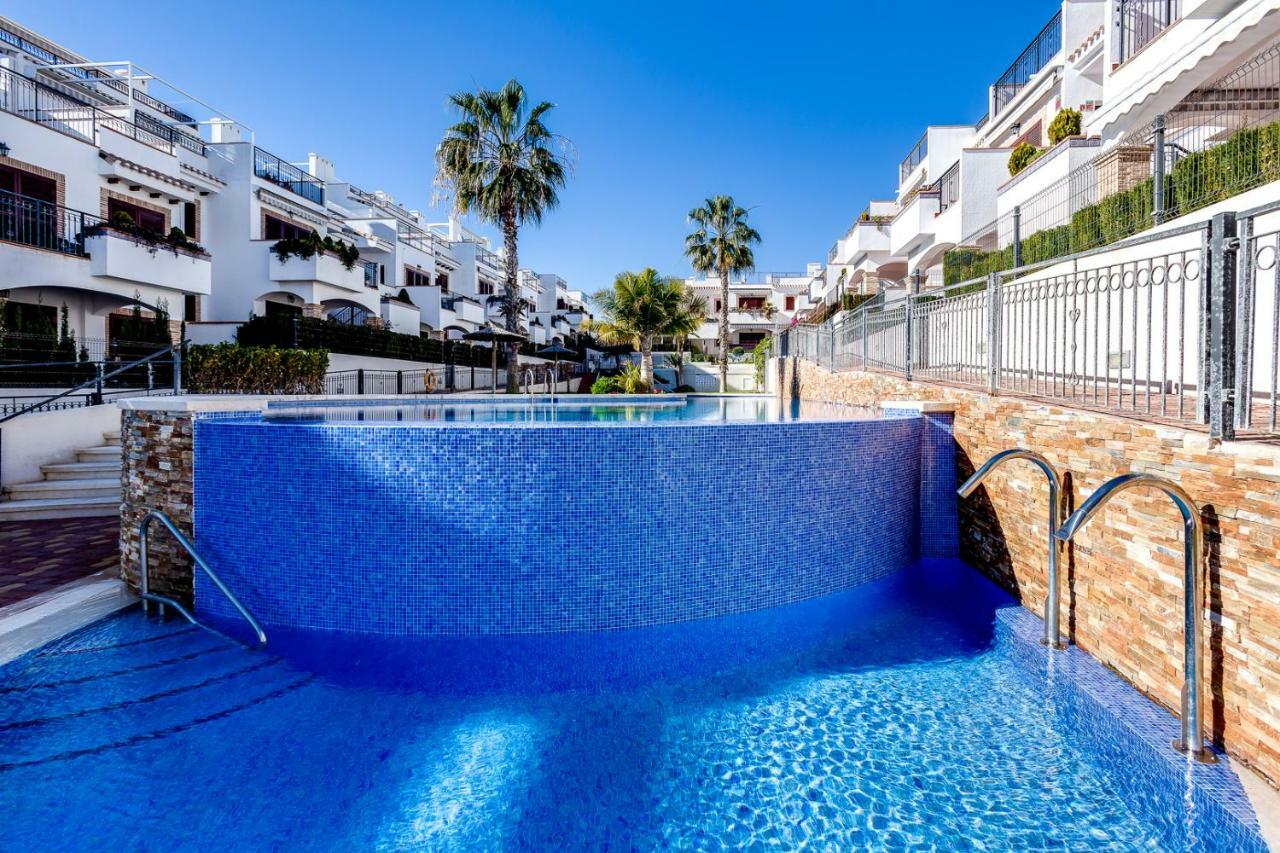 Апартаменты Azul Beach - La Mata Торевьиа Экстерьер фото