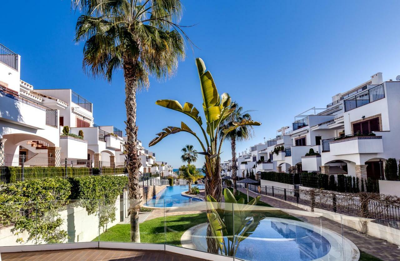 Апартаменты Azul Beach - La Mata Торевьиа Экстерьер фото